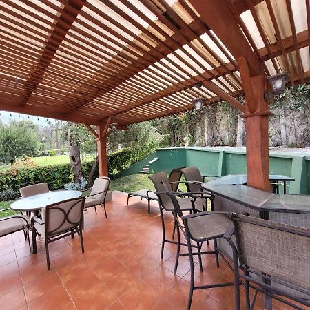 Amplia Casa Antigua Guatemala Con Pergola Y Jardin Villa Exterior photo